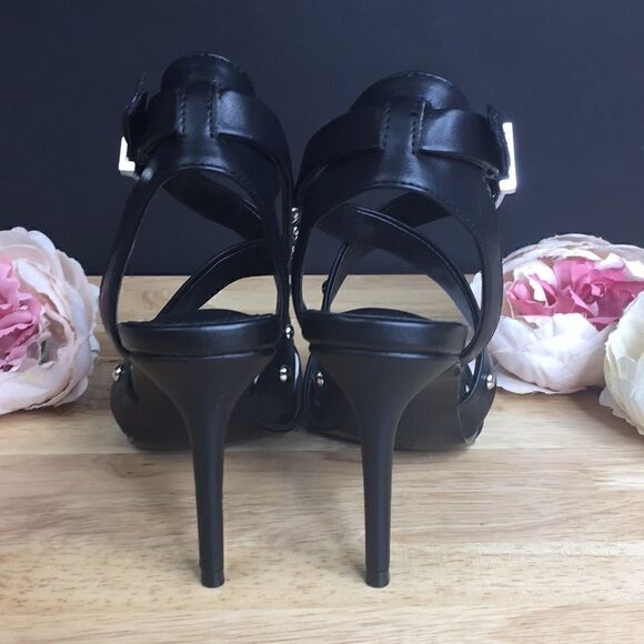 Charles David Black Leather Pumps 5.5M - Picture 5 of 8